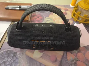JBL Charge 6
