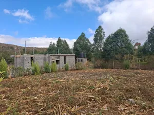 1/8 Land for Quick Sale - Near Developed Homes (Nguirubi, Ndeiya)
