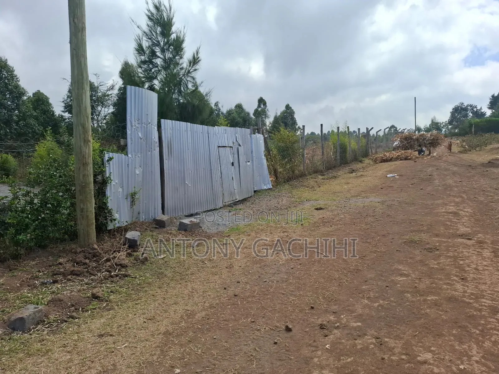 1/8 Land for Quick Sale - Near Developed Homes (Nguirubi, Ndeiya)