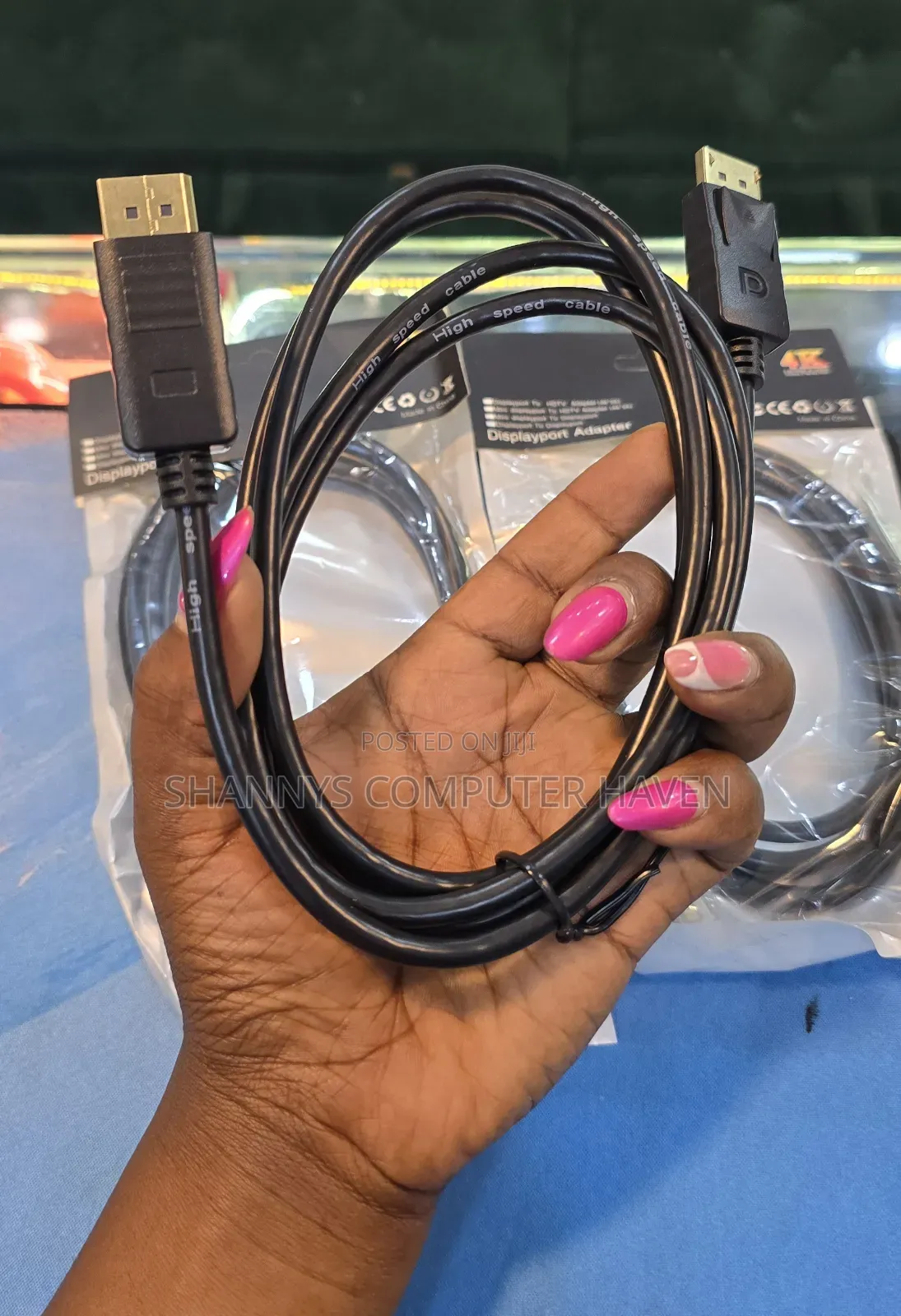 Displayport to Displayport Cable 1.8m