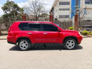 Nissan X-Trail 2010 Red