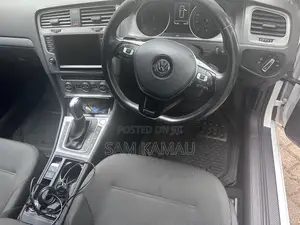 Volkswagen Golf Variant 2017 White