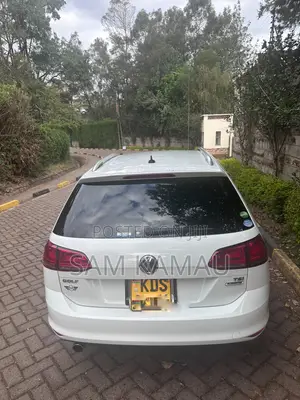 Volkswagen Golf Variant 2017 White
