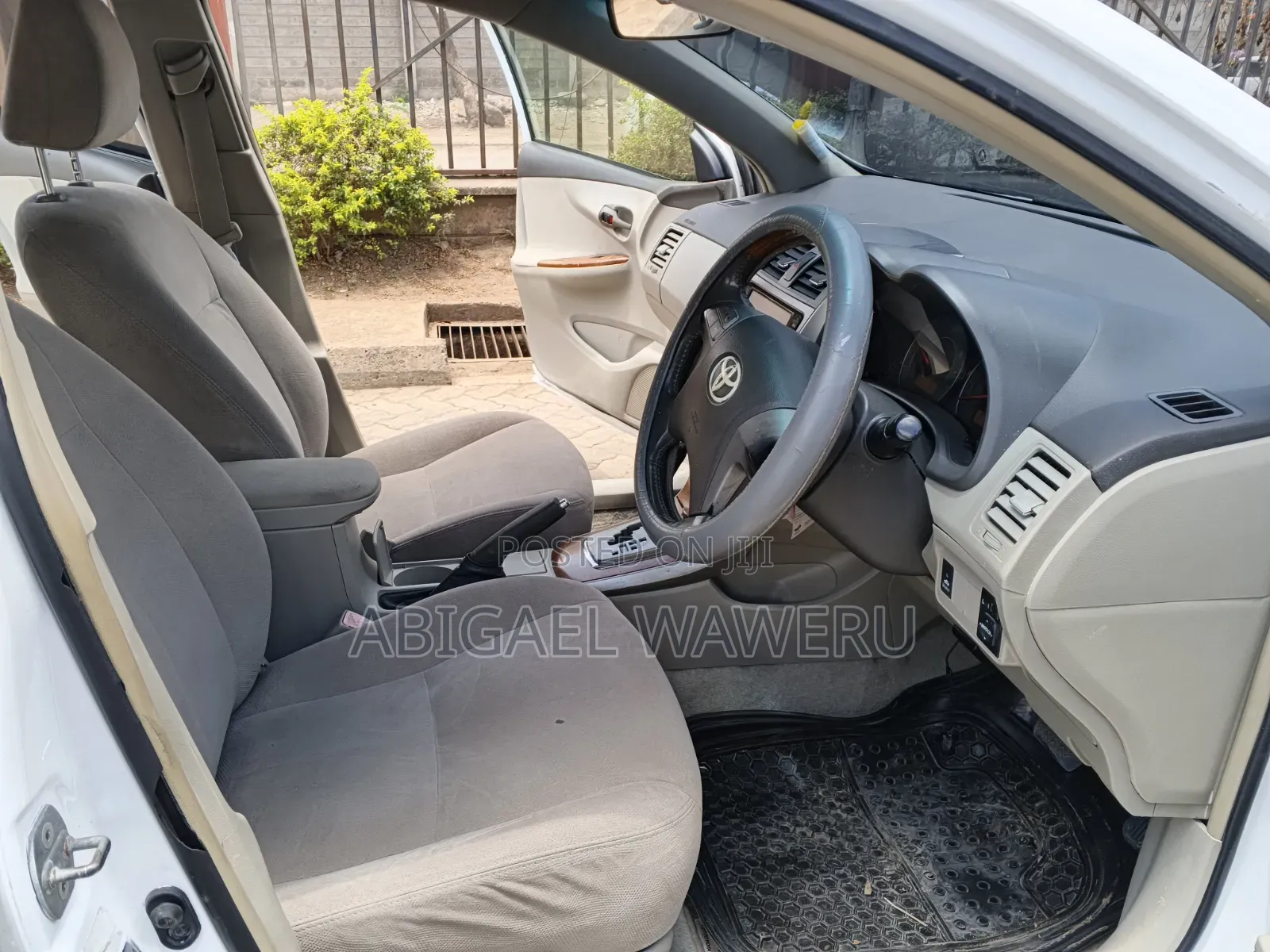 Toyota Axio 1.5 G 2WD 2011 White