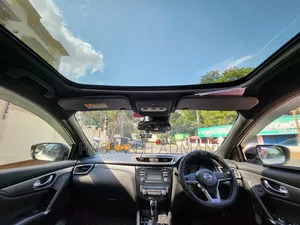 Nissan Qashqai 2021 White