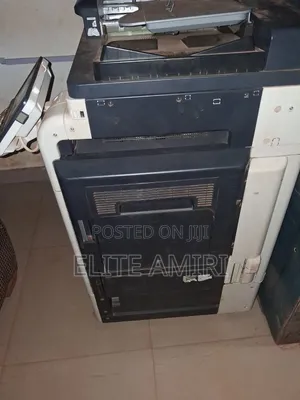 Konikq Minolta Bizhub C220 Printer