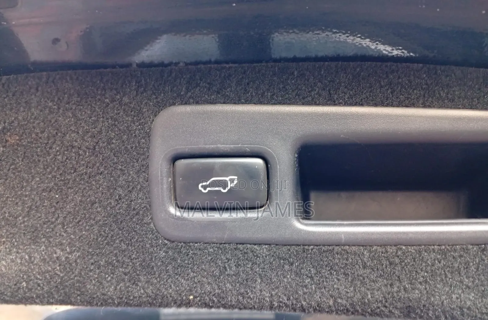Toyota Harrier 2.5 Hybrid 4WD 2016 Black