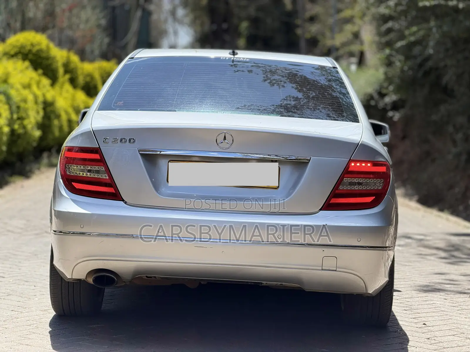 Mercedes-Benz C200 2011 Silver
