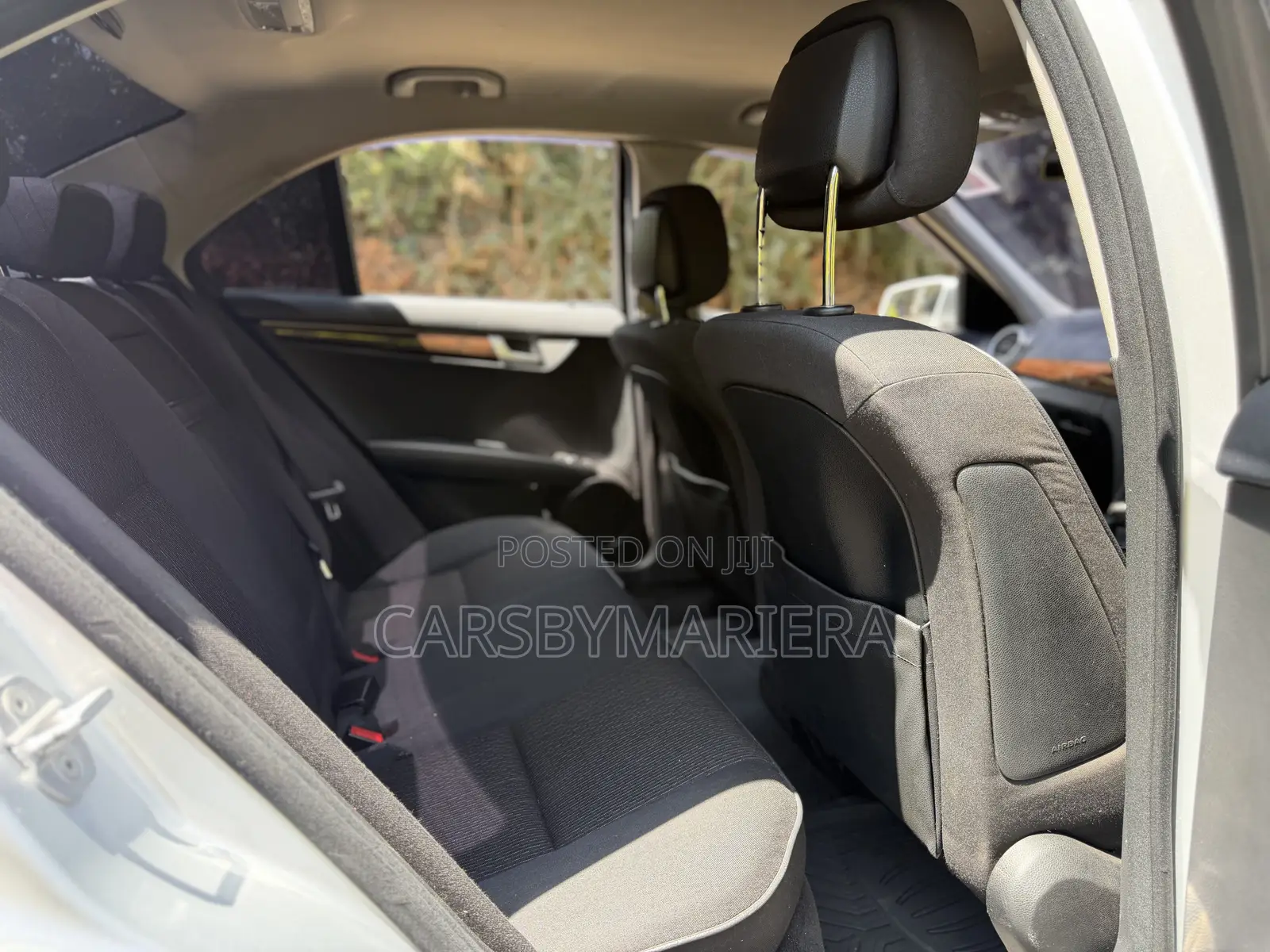 Mercedes-Benz C200 2011 Silver