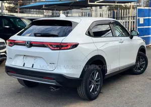 Honda Vezel 2022 White