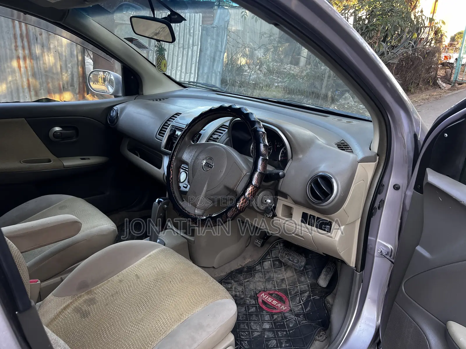 Nissan Note 2010 Beige