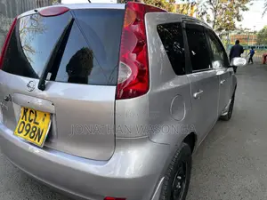 Nissan Note 2010 Beige