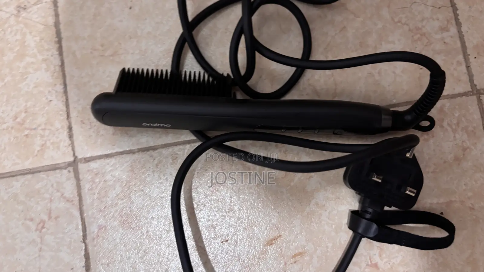 Oraimo SleekWave Hair Straightener Brush