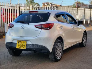 Mazda Demio 2015 Pearl