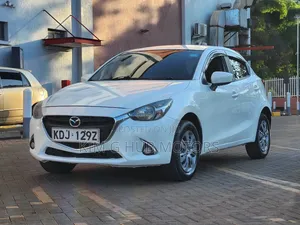 Mazda Demio 2015 Pearl