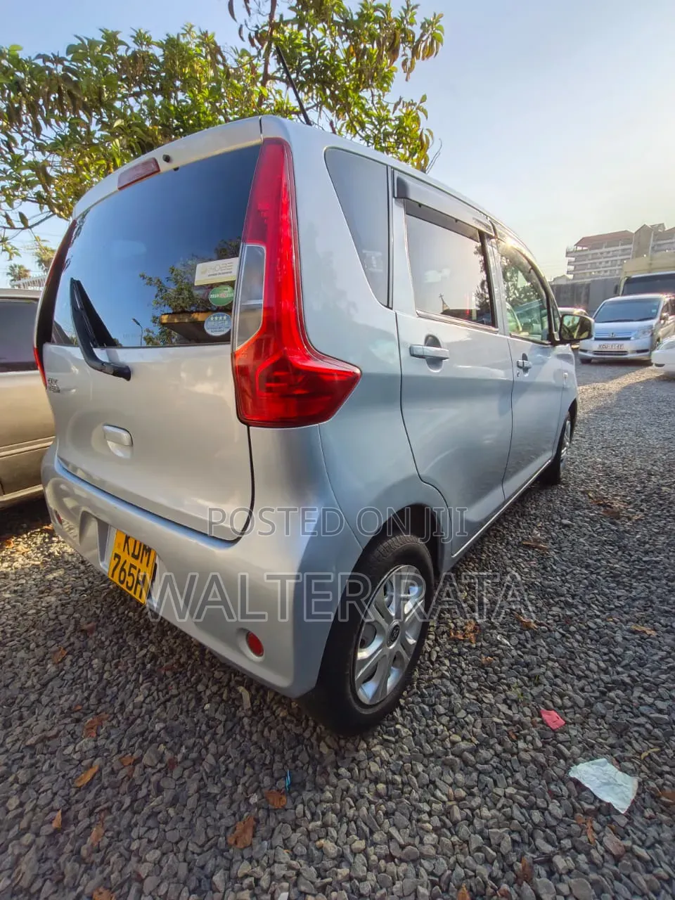 Mitsubishi EK Wagon 660 FWD 2016 Silver