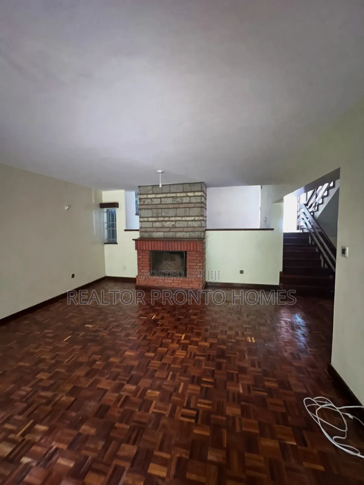 4bdrm Townhouse / Terrace in Kileleshwa for rent