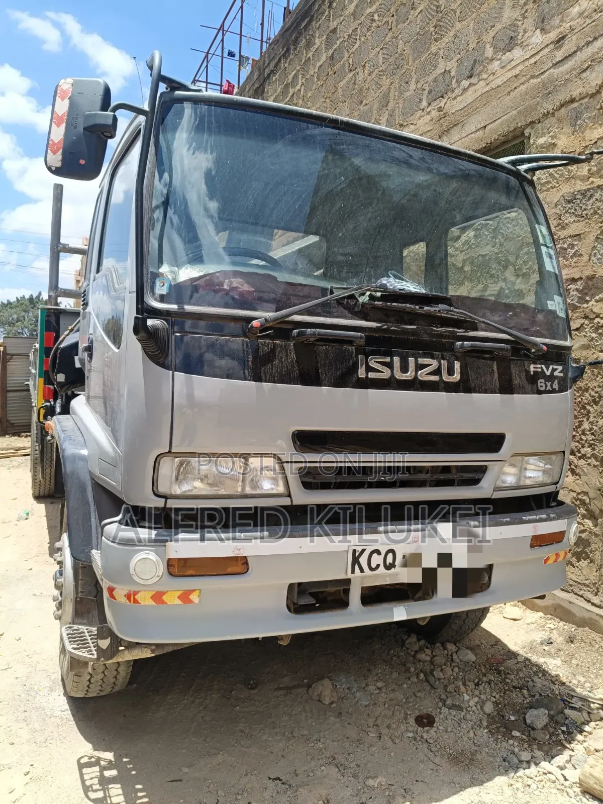 ISUZU FVZ kCQ With Crane for Sale