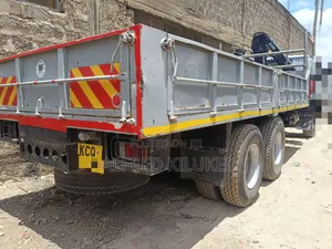 ISUZU FVZ kCQ With Crane for Sale