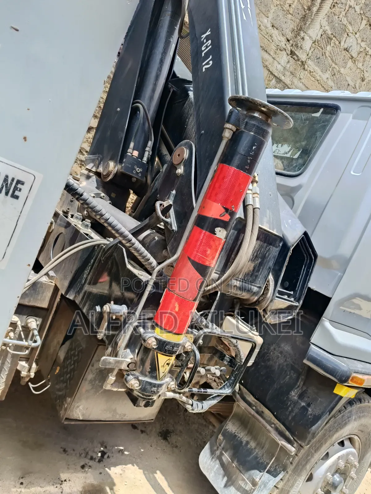 ISUZU FVZ kCQ With Crane for Sale