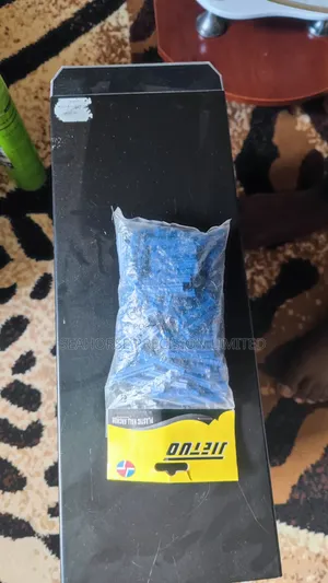 Plastic Wall Anchors – Blue Wall Plugs