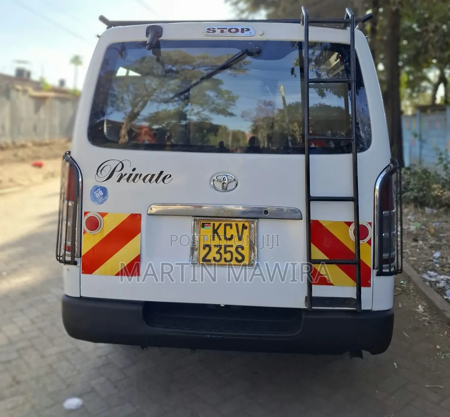 Toyota HiAce 2012 White