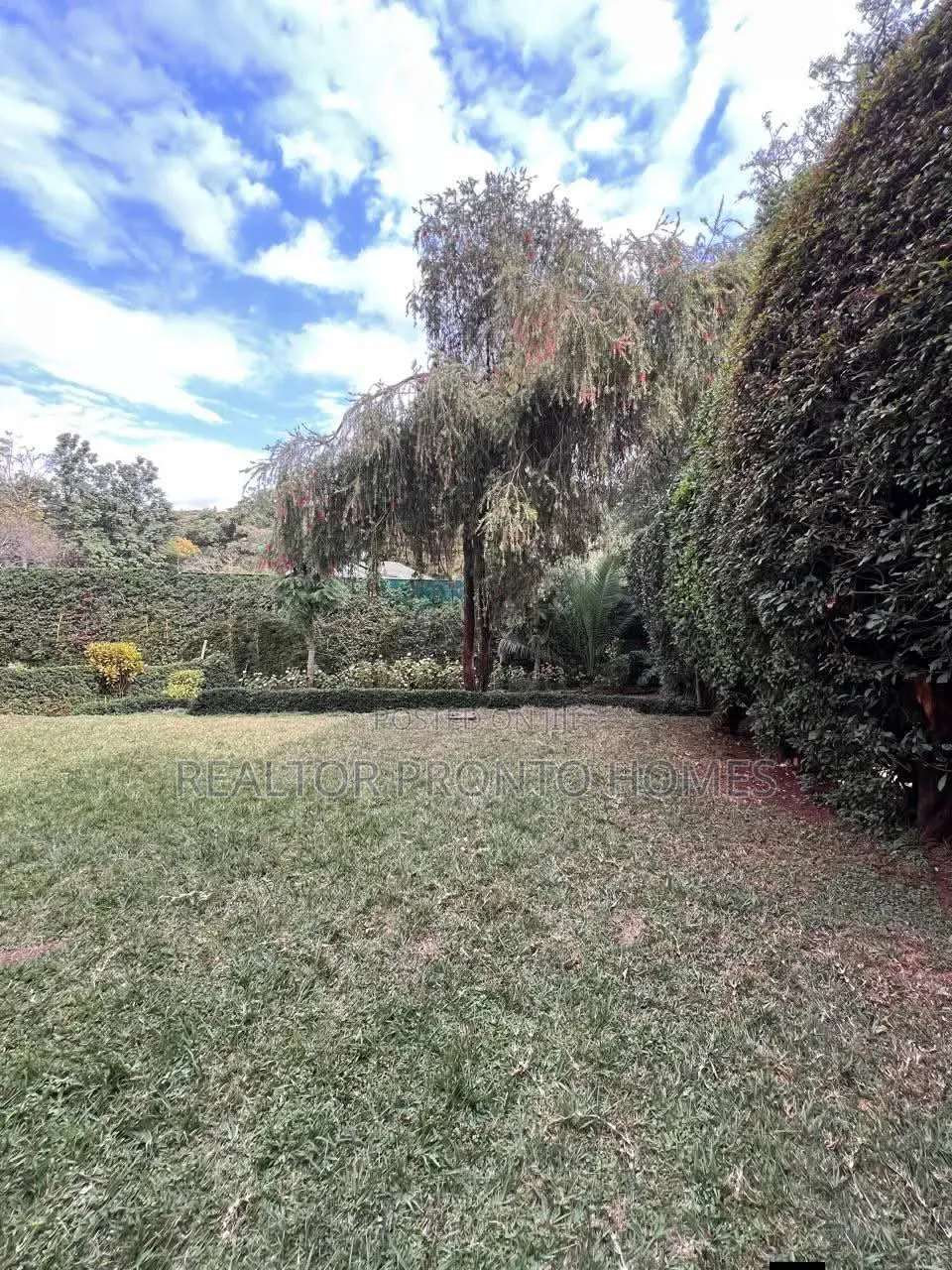 4bdrm Townhouse / Terrace in Kileleshwa for rent