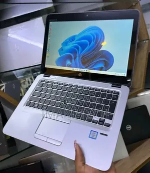 Laptop HP EliteBook 820 G3 8GB Intel Core i5 SSD 256GB