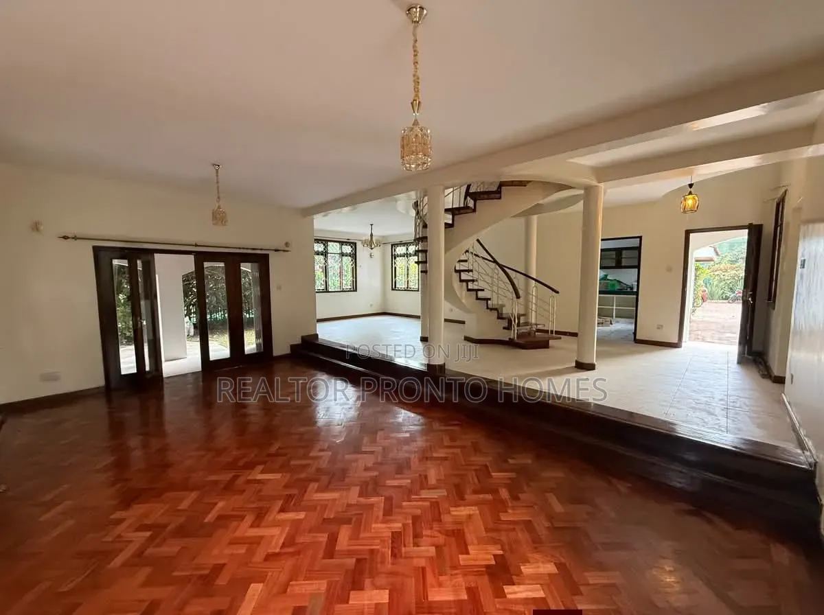 4bdrm Townhouse / Terrace in Lavington, Muthangari for rent