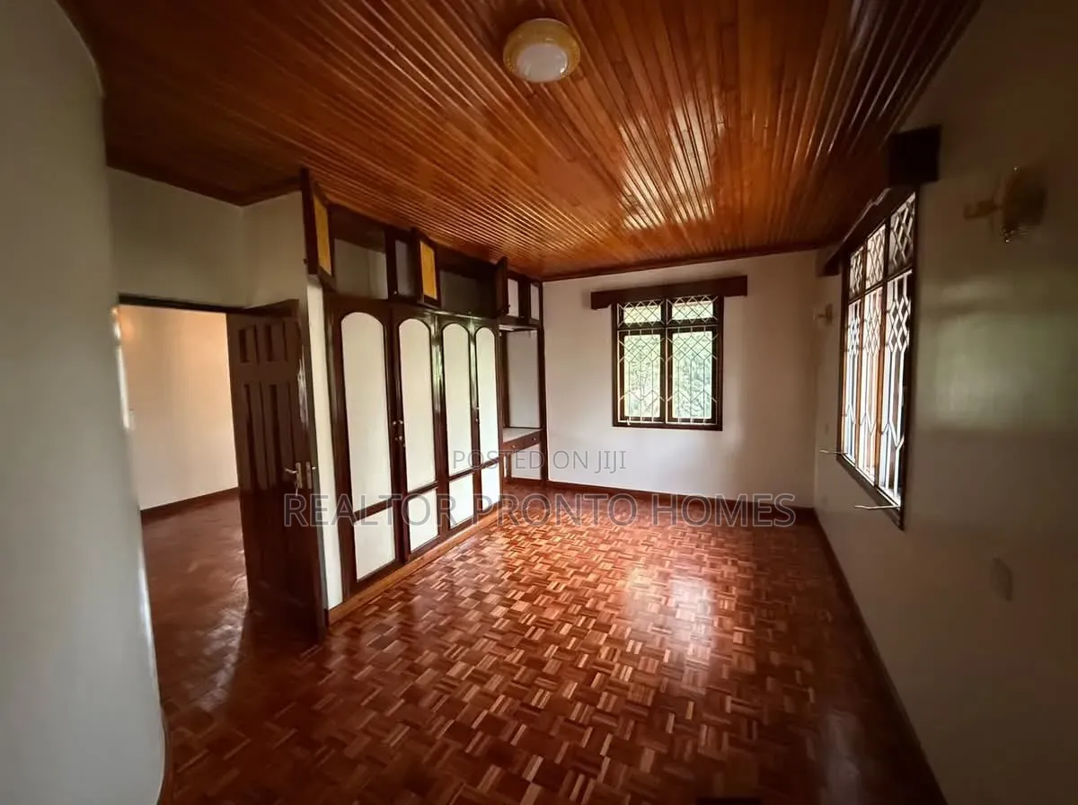 4bdrm Townhouse / Terrace in Lavington, Muthangari for rent