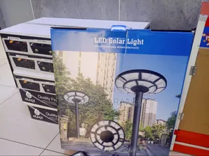 Weatherproof Integrated LED Solar Garden Lamp