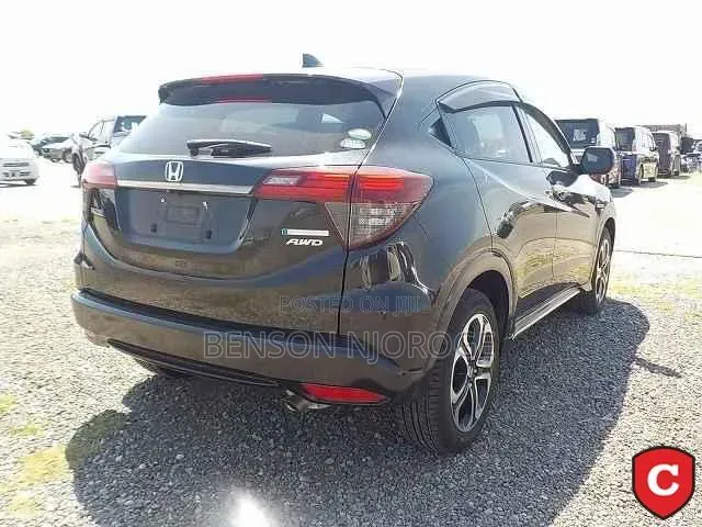 Honda Vezel 1.5 Hybrid 4WD 2019 Black