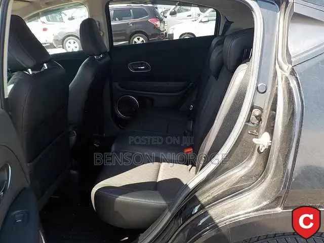 Honda Vezel 1.5 Hybrid 4WD 2019 Black