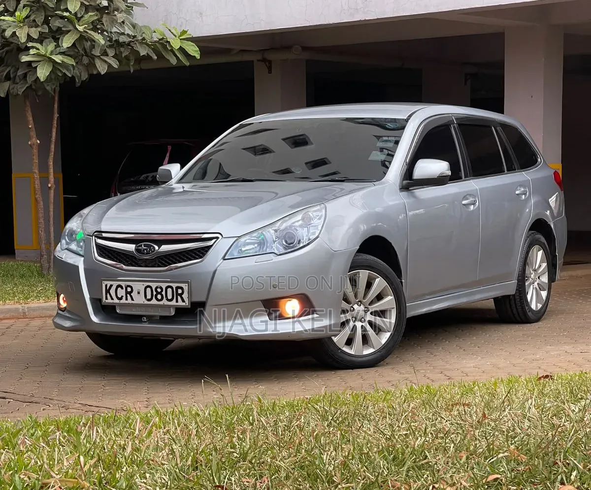 Subaru Legacy 2011 Silver