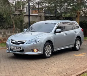 Subaru Legacy 2011 Silver