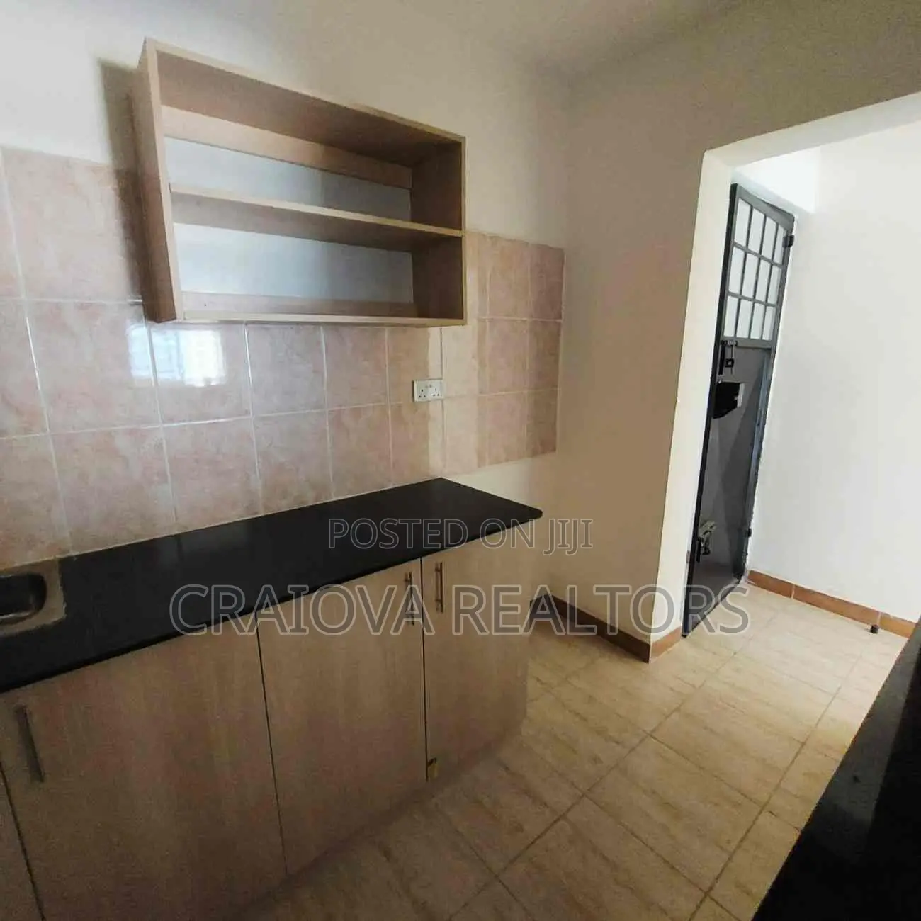 3bdrm Apartment in Kings Boma, Gitothua for rent