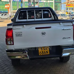 Toyota Hilux Revo Single Cab Deisel 2.4 RWD 2019 White