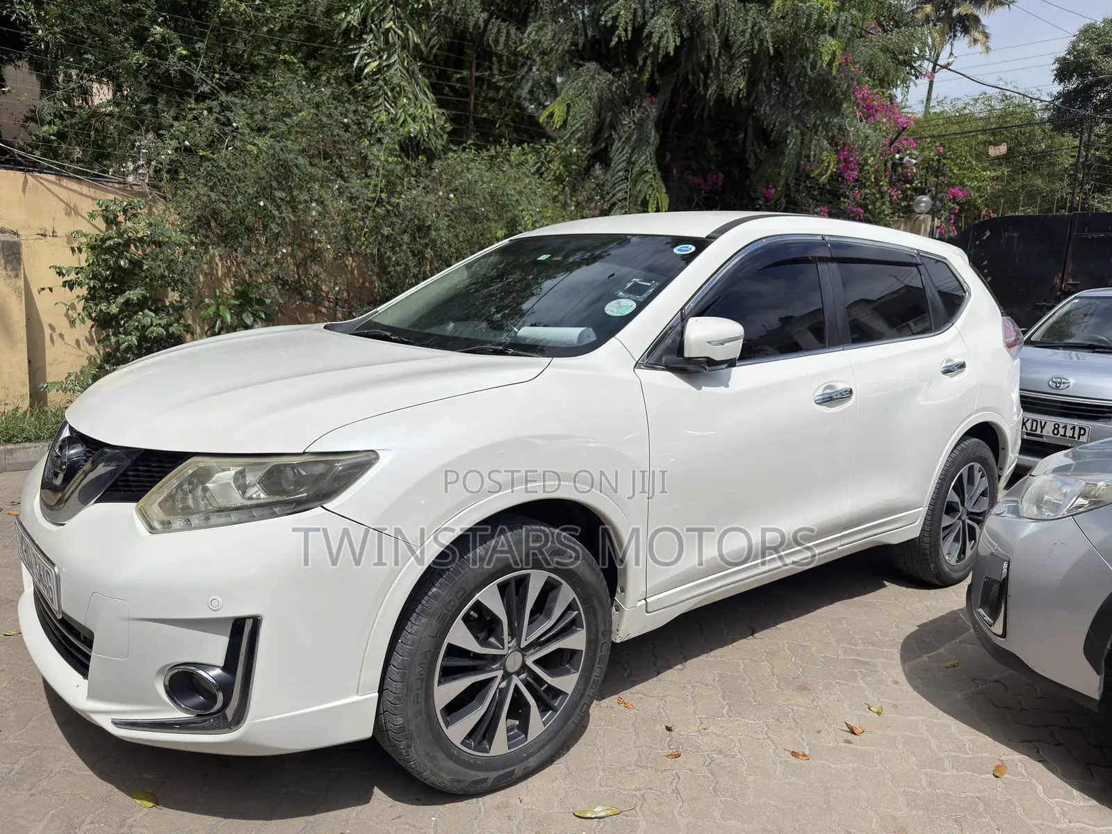 Nissan X-Trail 2.0 Petrol AWD 2017 White