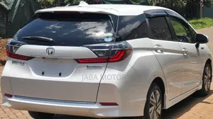 Honda Shuttle 2020 White