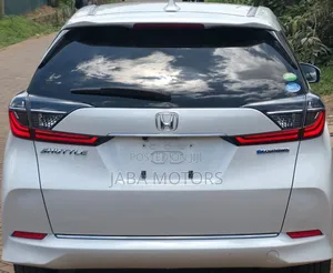 Honda Shuttle 2020 White
