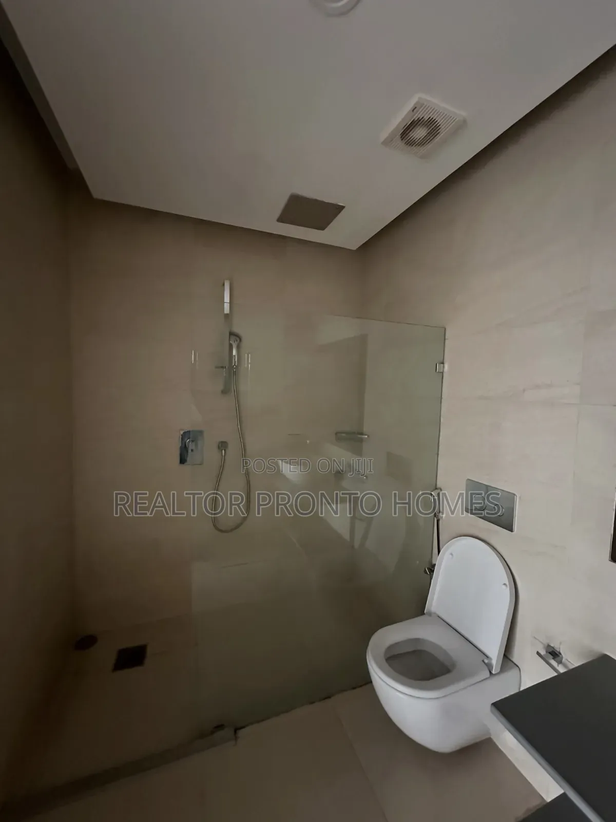 2bdrm Apartment in Westlands, Raphta Road Area for rent