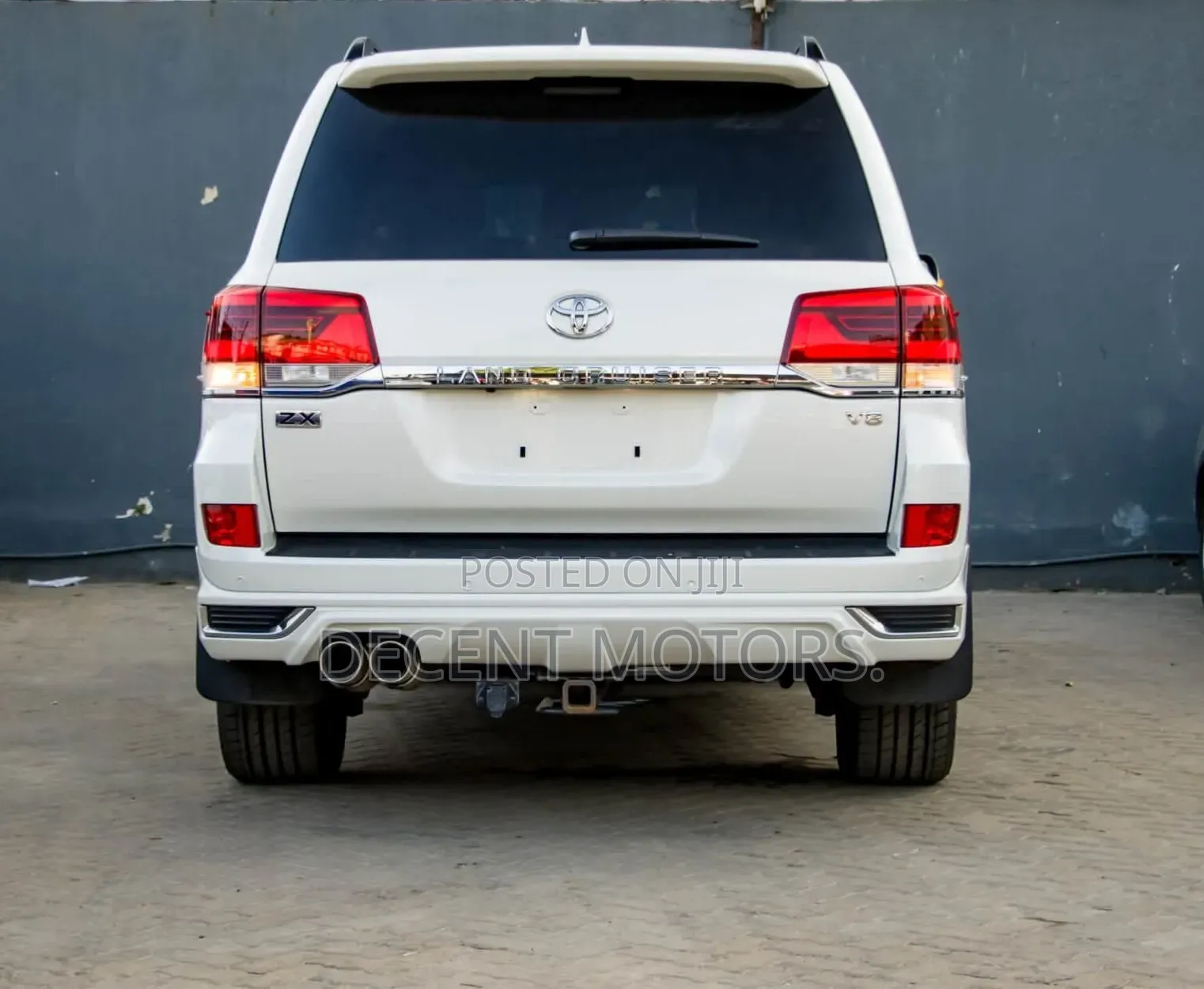 Toyota Land Cruiser 4.6 V8 ZX 2020 White