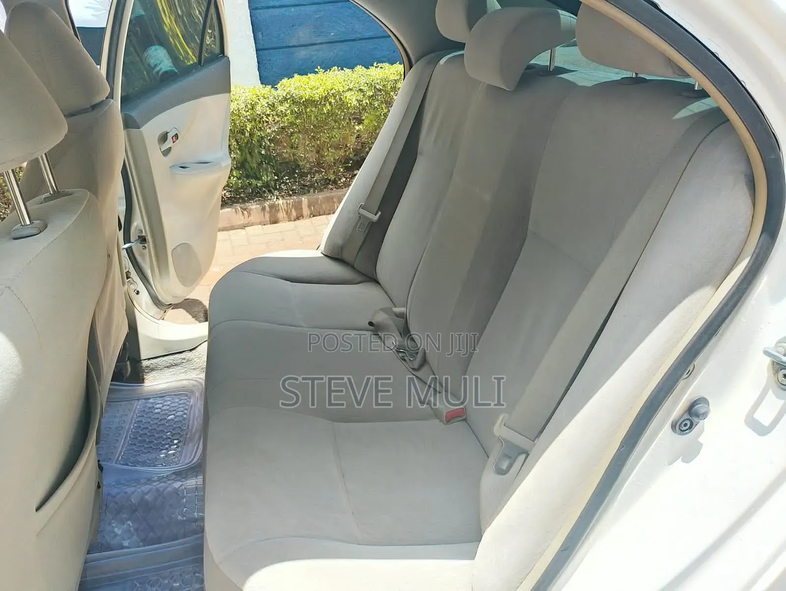 Toyota Axio 2009 White
