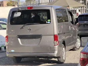 Nissan NV200 2019 Grey