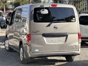 Nissan NV200 2019 Grey