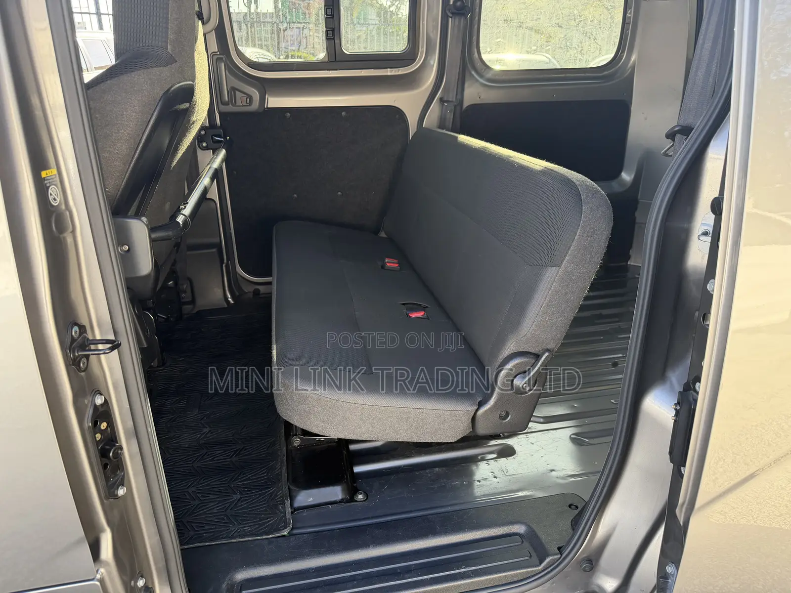 Nissan NV200 2019 Grey