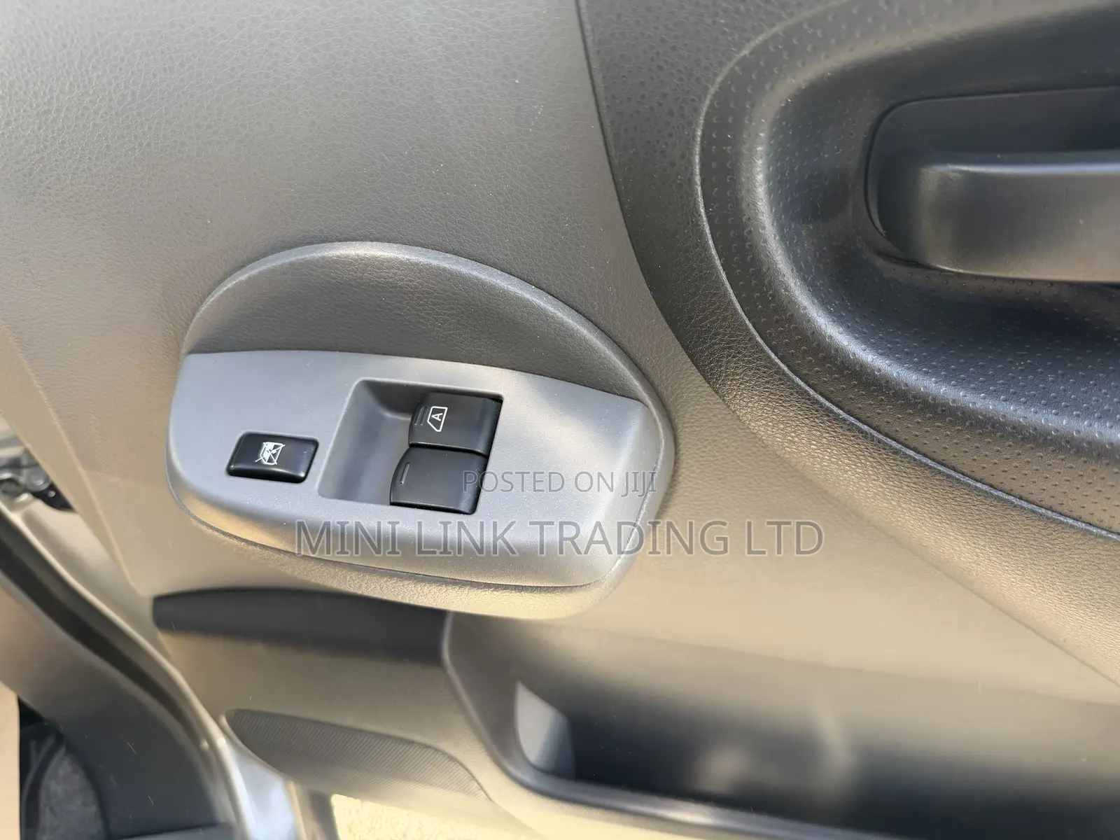 Nissan NV200 2019 Grey