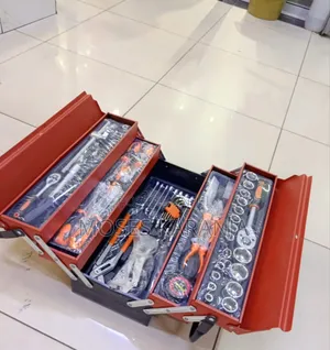 Ratchet and Socket Set