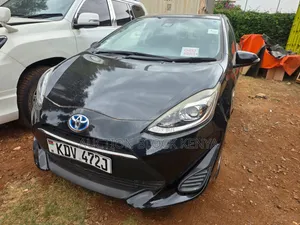 Toyota Aqua 2018 Black