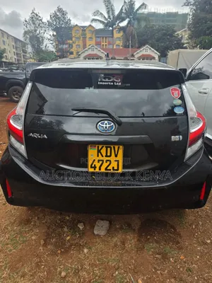 Toyota Aqua 2018 Black